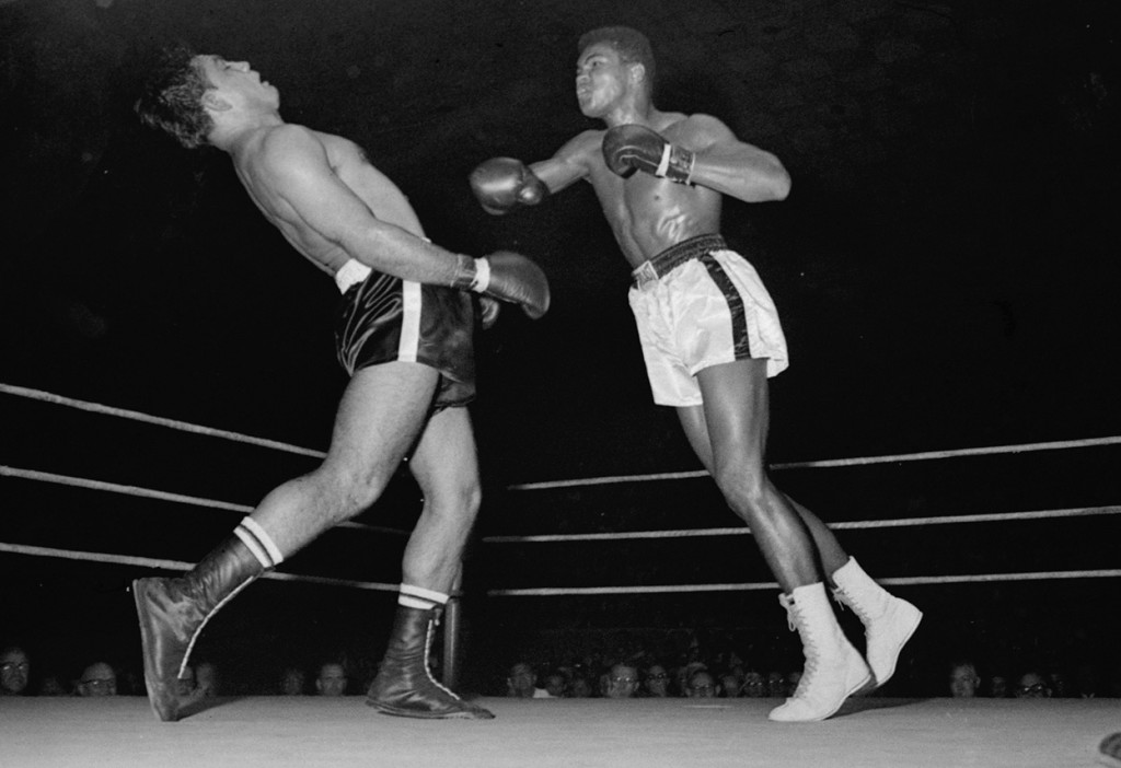 Muhammad Ali showing that boxing footwork training pays off